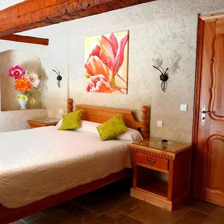 Hotel L' Escapade Hôtel&restaurant Le Pradet