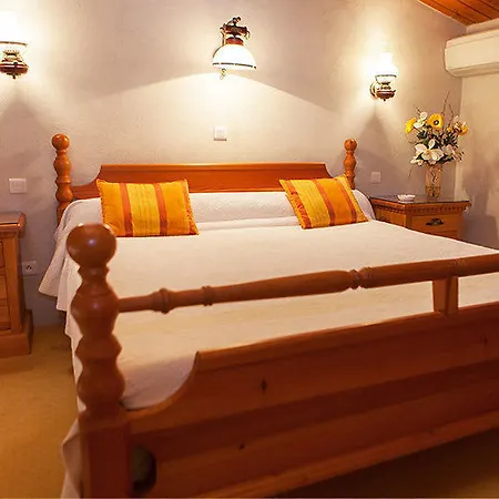 L' Escapade & Restaurant 3*