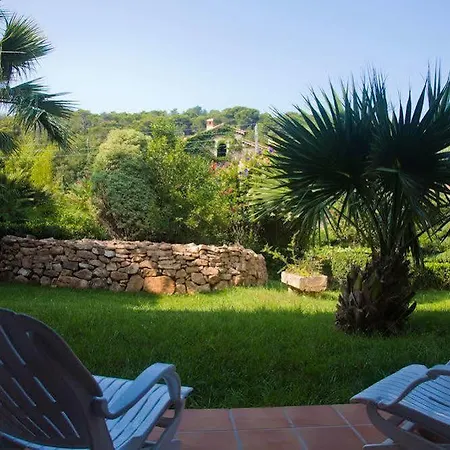 L' Escapade & Restaurant Hotel